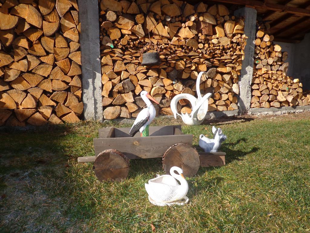 Family Hotel Ecorelax Madzhare Exteriör bild